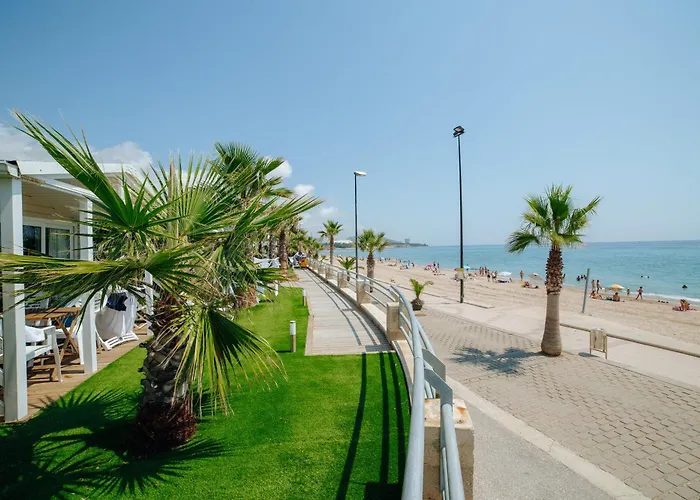Camping-Bungalow-Resort-La Masia