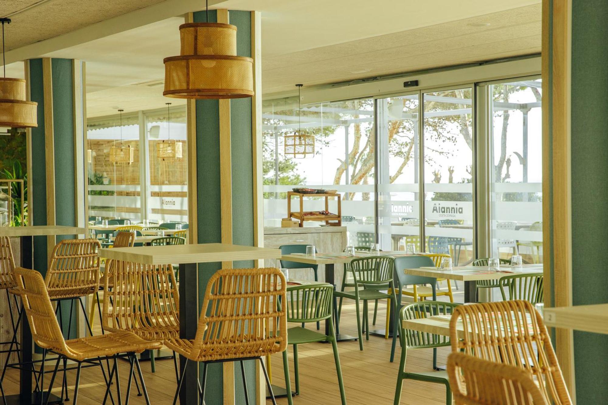 Alannia Costa Dorada
